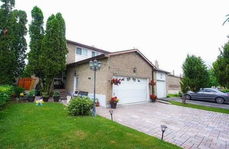 16 Larksmere Court, Markham | Image 1