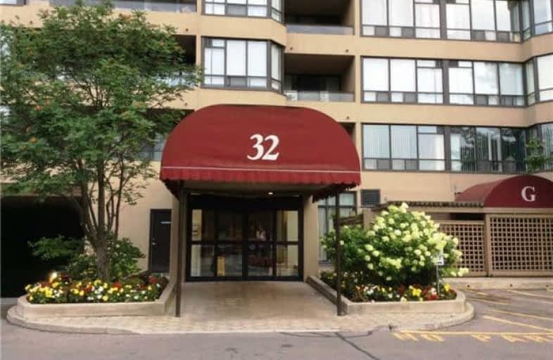 517-32 Clarissa Drive, Richmond Hill | Image 1