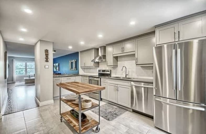 11-115 Main Street South, Newmarket | Image 1