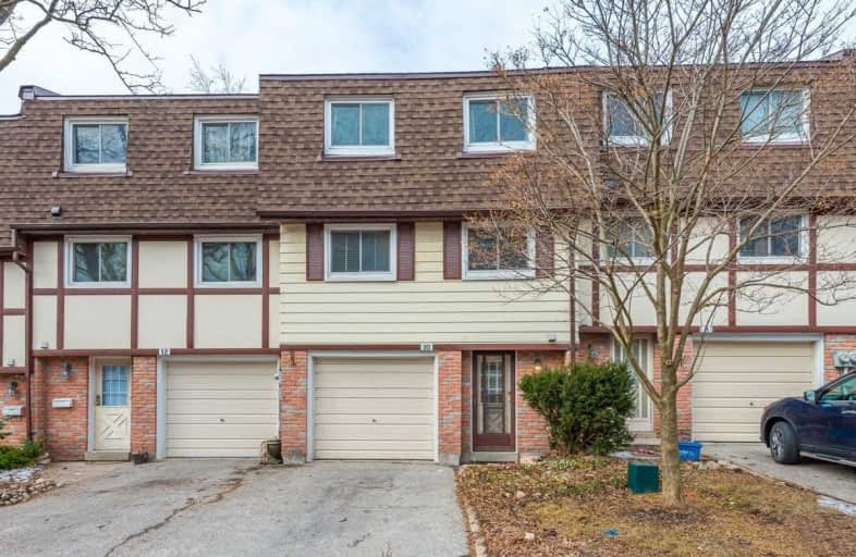 10 Thatchers Mill Way, Markham | Image 1