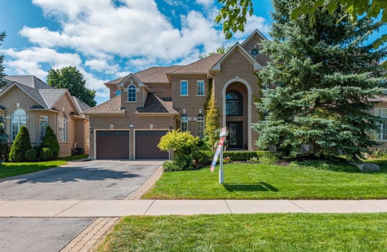634 Foxcroft Boulevard, Newmarket | Image 1