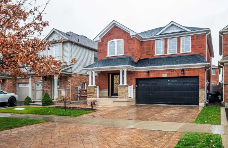 223 Reeves Way Boulevard, Whitchurch Stouffville | Image 1