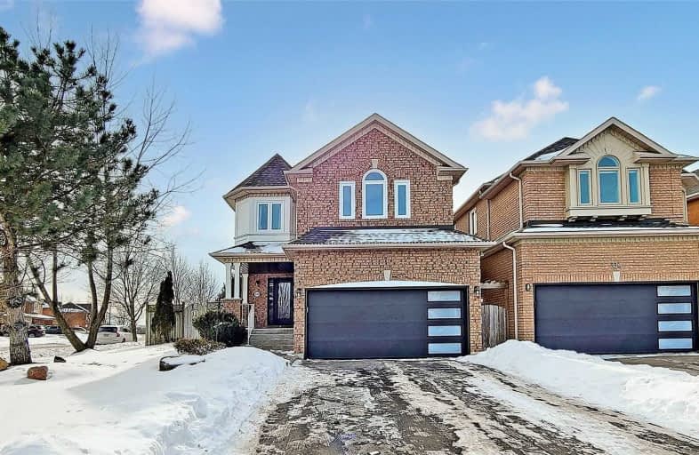 334 Hewitt Circle, Newmarket | Image 1