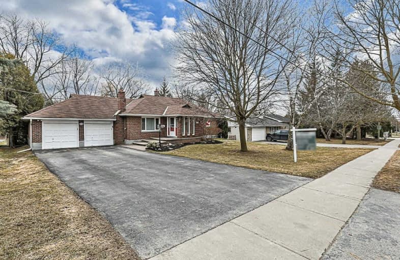 954 Srigley Street, Newmarket | Image 1