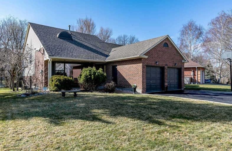 470 Alex Doner Drive, Newmarket | Image 1