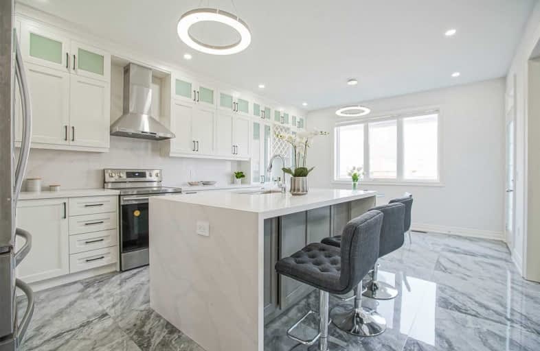 16 Baleberry Crescent, East Gwillimbury | Image 1