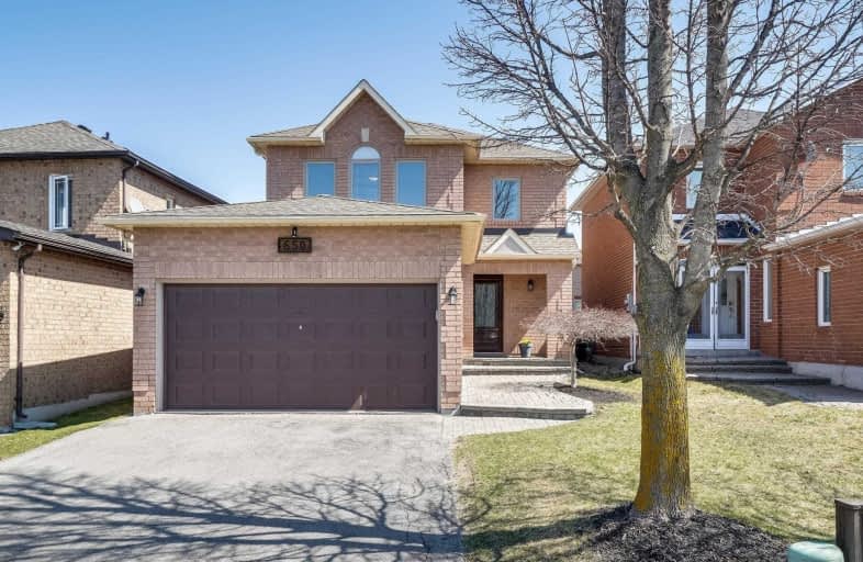 650 College Manor Drive, Newmarket | Image 1