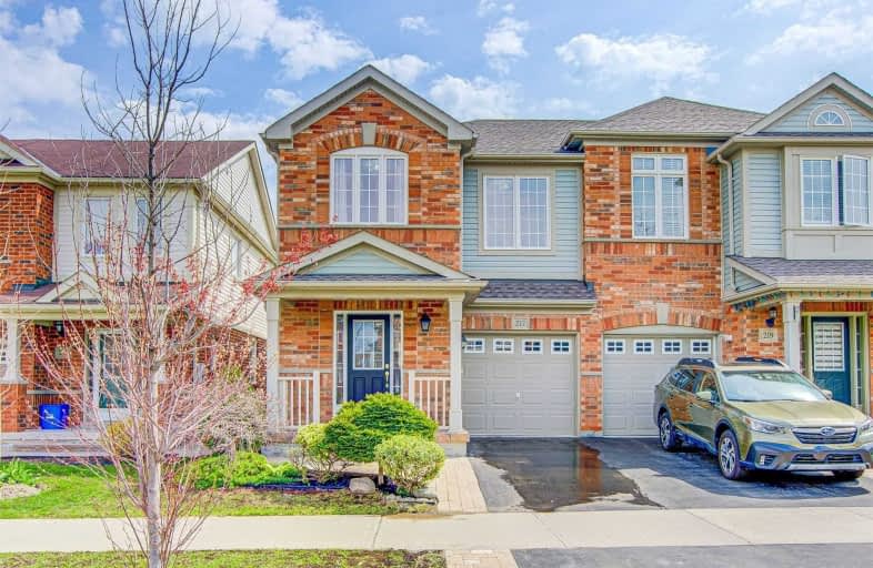 217 Reeves Way Boulevard, Whitchurch Stouffville | Image 1