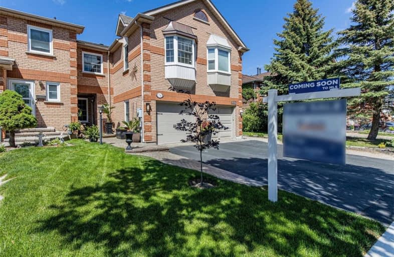 736 Shanahan Boulevard, Newmarket | Image 1