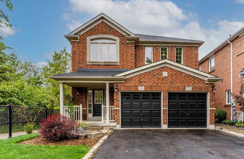 991 Oaktree Crescent, Newmarket | Image 1
