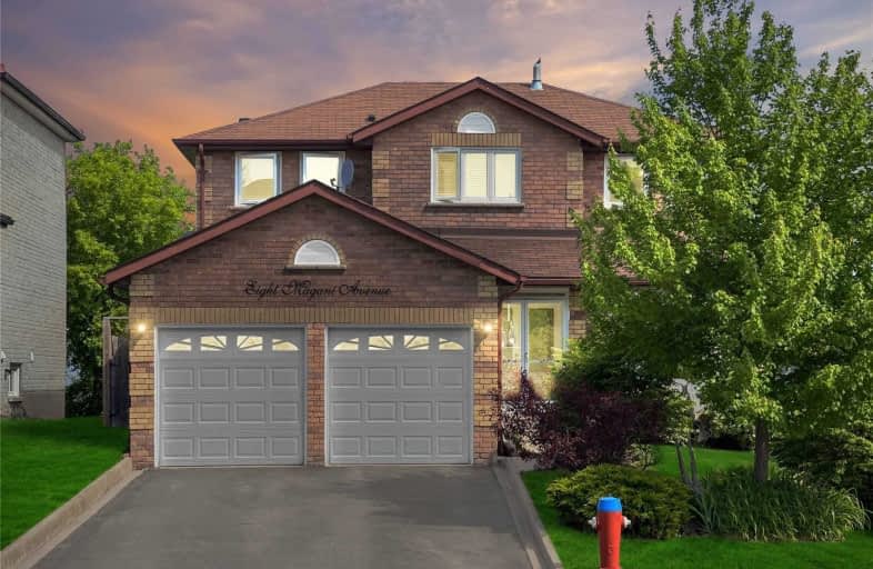 8 Magani Avenue, Bradford West Gwillimbury | Image 1