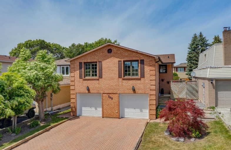 709 Irwin Crescent, Newmarket | Image 1