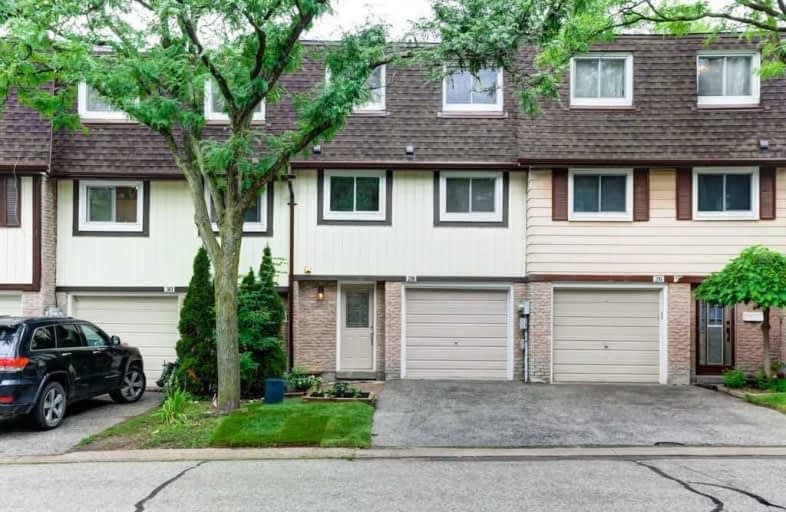 28 Thatchers Mill Way, Markham | Image 1