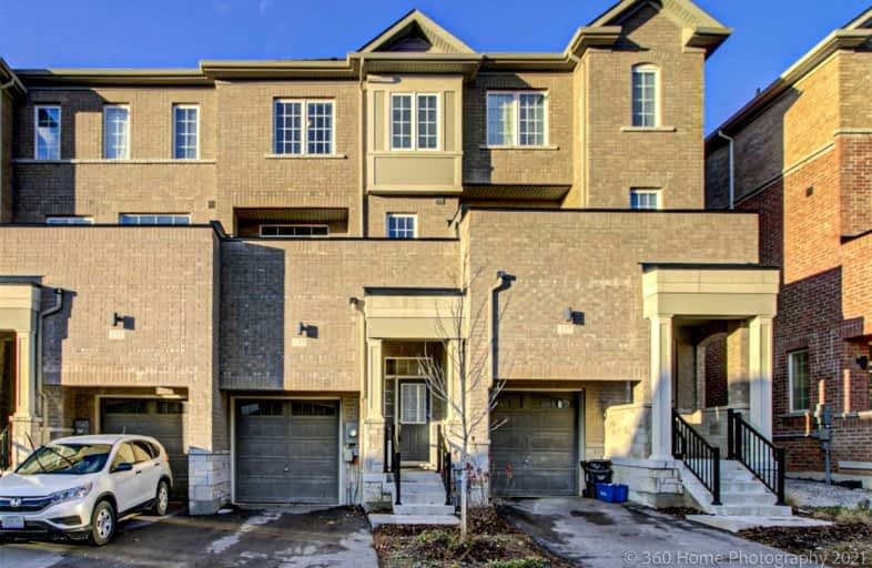 235 Harding Park Street, Newmarket | Image 1