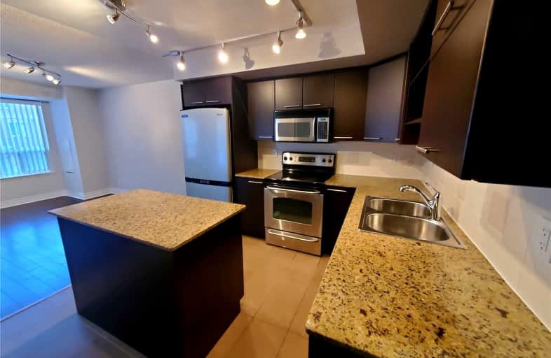 215-39 Galleria Parkway, Markham | Image 1