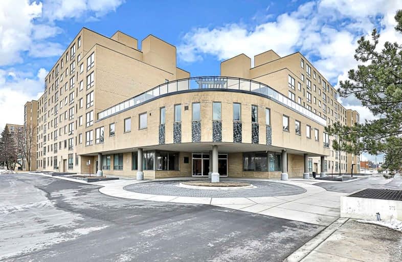 817-326 Major Mackenzie Drive East, Richmond Hill | Image 1