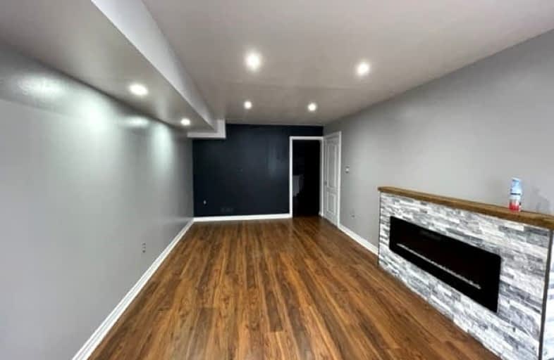 Lower-1 Eve Court, Bradford West Gwillimbury | Image 1