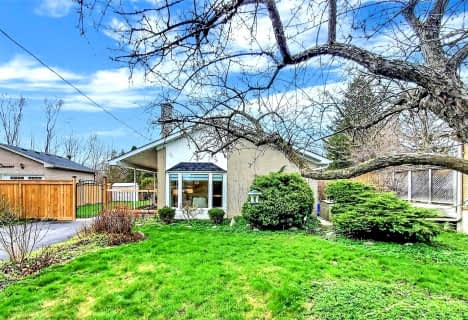 House for sale at 9 Corbett Crescent, Aurora - MLS: N5765790