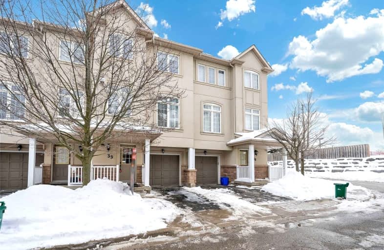 39-10 Post Oak Drive, Richmond Hill | Image 1