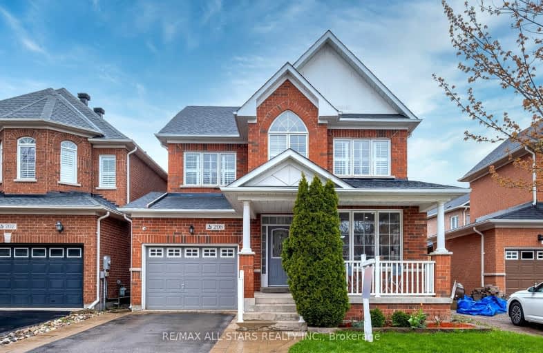 206 West Lawn Crescent, Whitchurch Stouffville | Image 1
