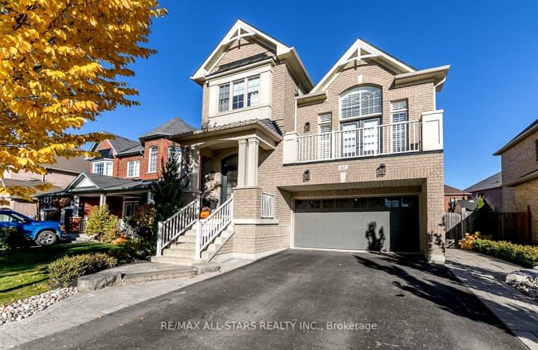 62 Fairlee Circle, Whitchurch Stouffville | Image 1