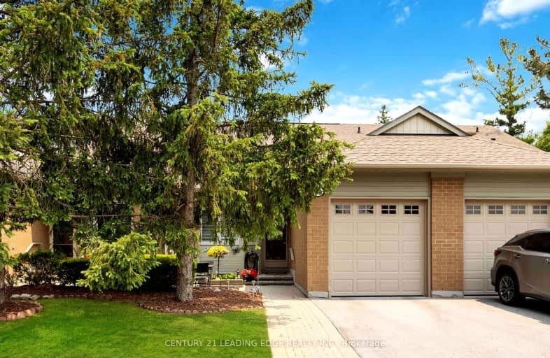 7 Pinehurst Club Way, Markham | Image 1