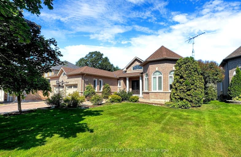 553 Holgate Circle, Newmarket | Image 1