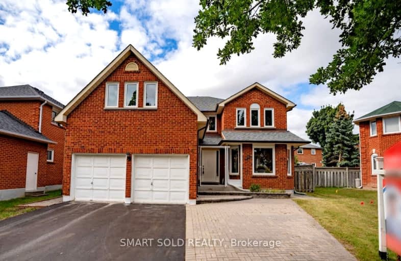 10 Sutton Court, Markham | Image 1