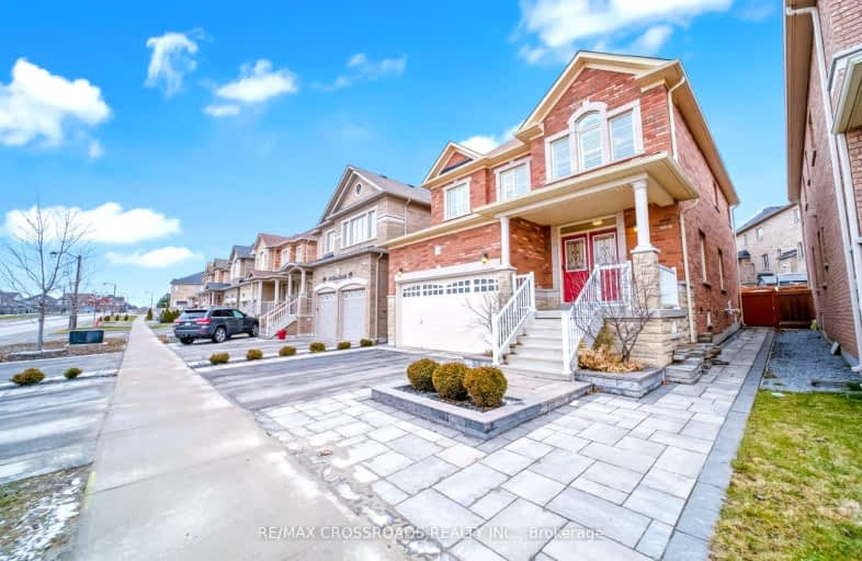 133 Hoover Park Drive, Whitchurch Stouffville | Image 1