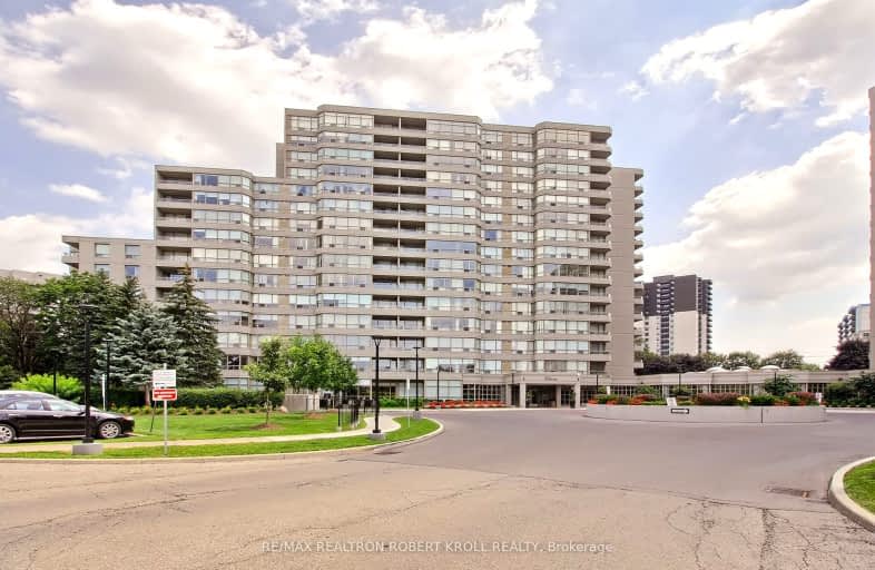 209-11 Townsgate Drive, Vaughan | Image 1