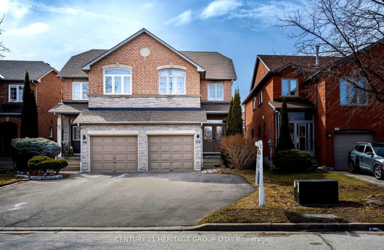 594 Willowick Drive, Newmarket | Image 1