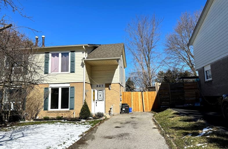 802 Greenfield Crescent, Newmarket | Image 1