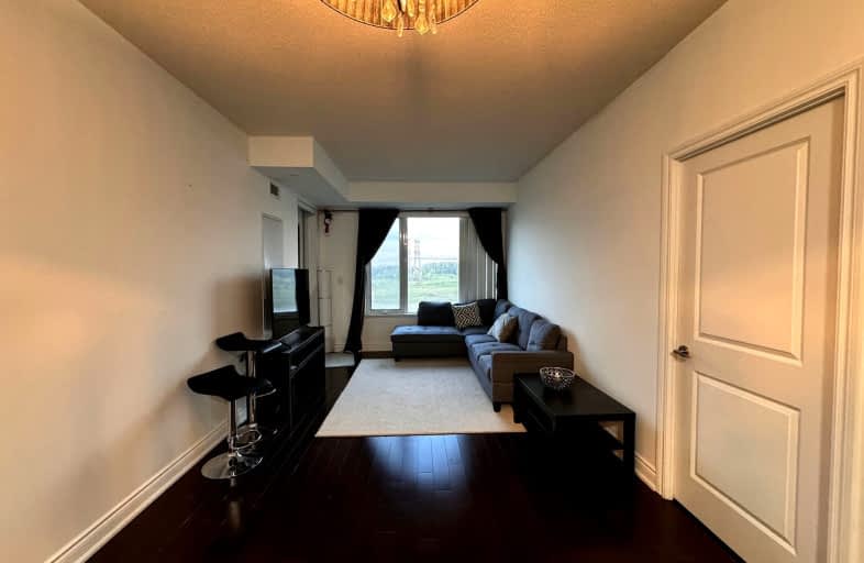 612-325 South Park Road, Markham | Image 1