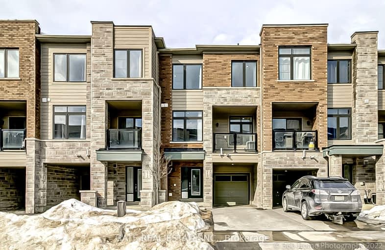 210 Vivant Street, Newmarket | Image 1