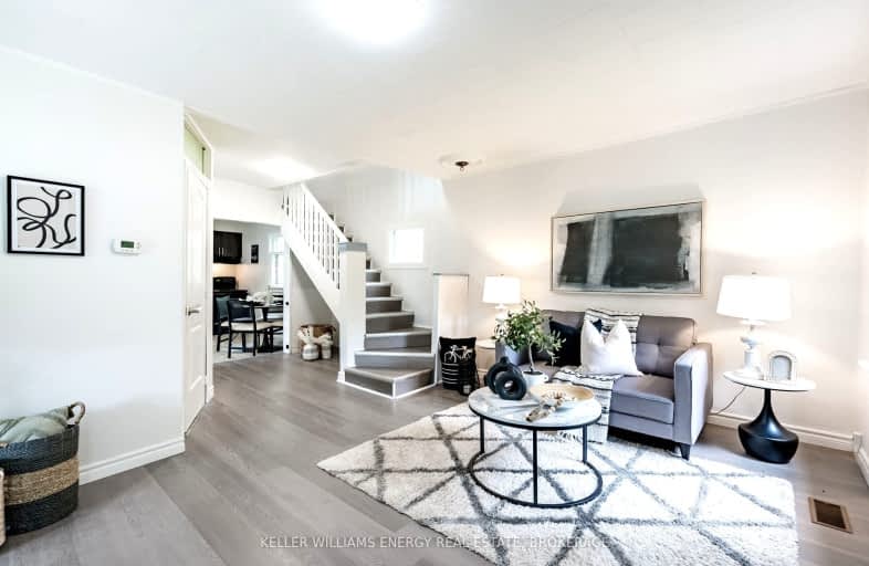 76 Metro Road North, Georgina | Image 1