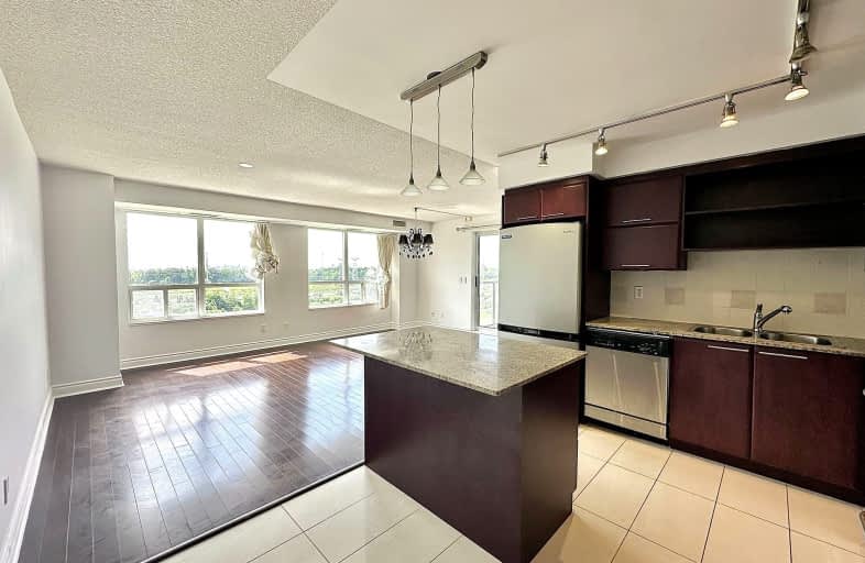 912-39 Galleria Parkway, Markham | Image 1