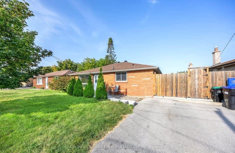 228 Simcoe Road, Bradford West Gwillimbury | Image 1