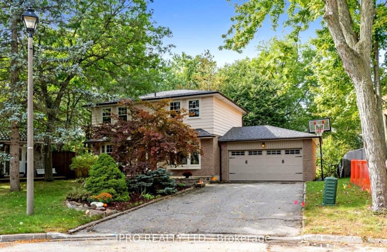 136 Golf Club Court, Richmond Hill | Image 1