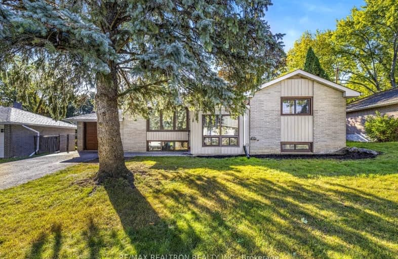 Upper-63 Royal Road, Aurora | Image 1