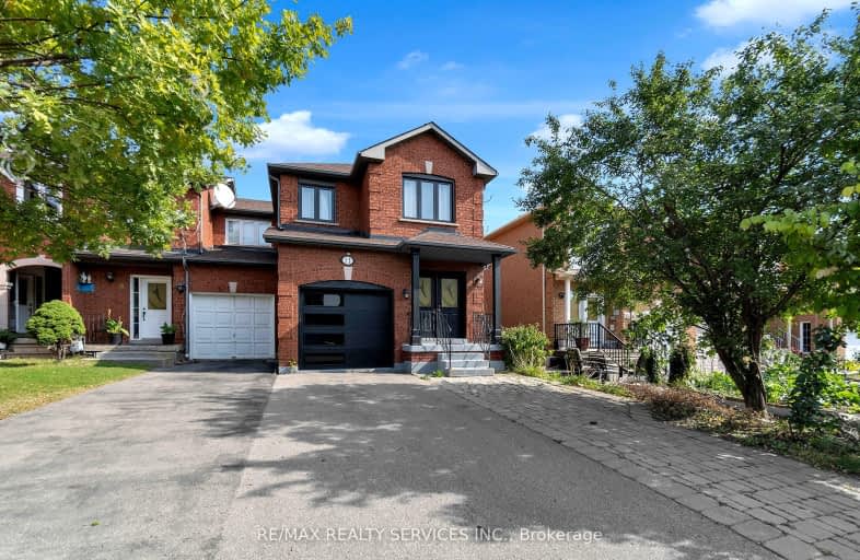 11 Wedgewood Place, Vaughan | Image 1