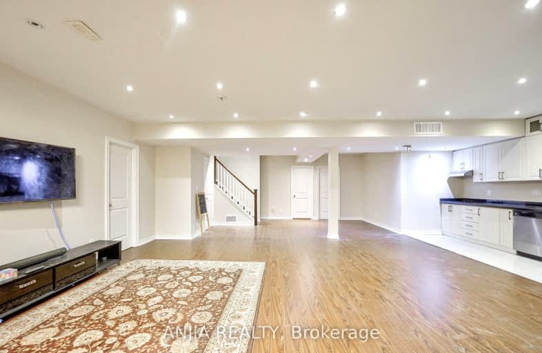 21 Royal West Road, Markham | Image 1