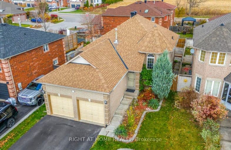 4 Hewitt Place, Barrie | Image 1