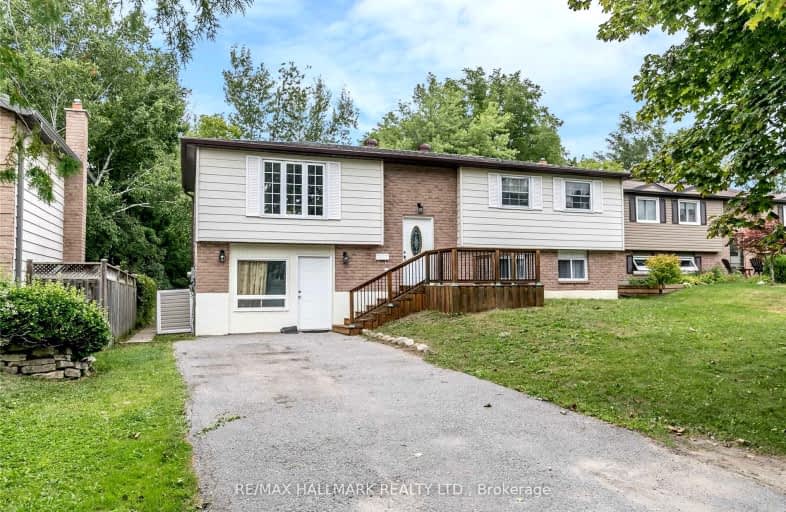 Upper-18 Chippawa Court, Barrie | Image 1