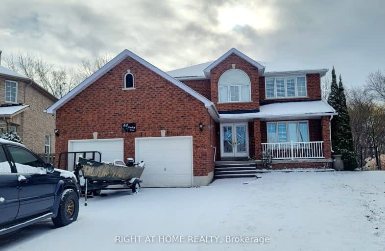 Lower-43 Carley Crescent, Barrie | Image 1