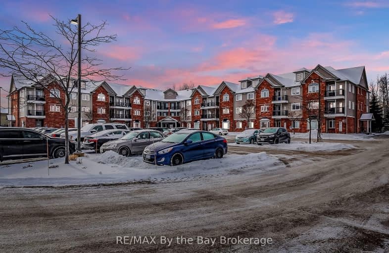 211-16 Westbury Road, Wasaga Beach | Image 1