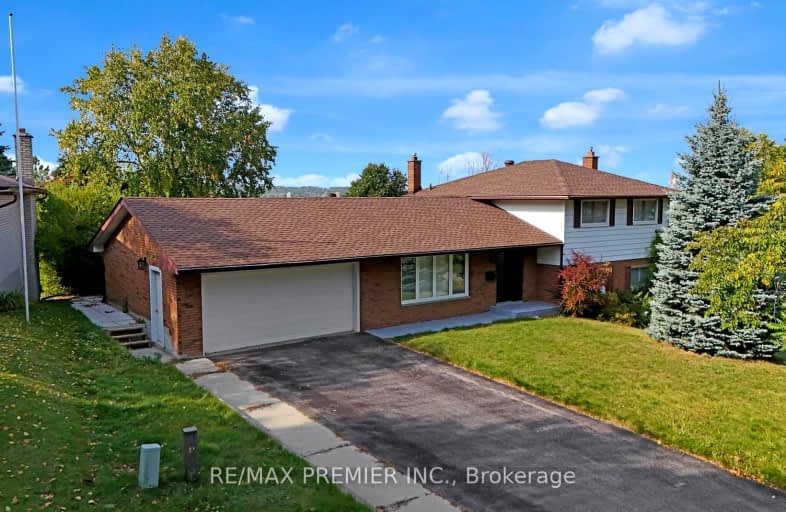 8 Peacock Lane, Barrie | Image 1