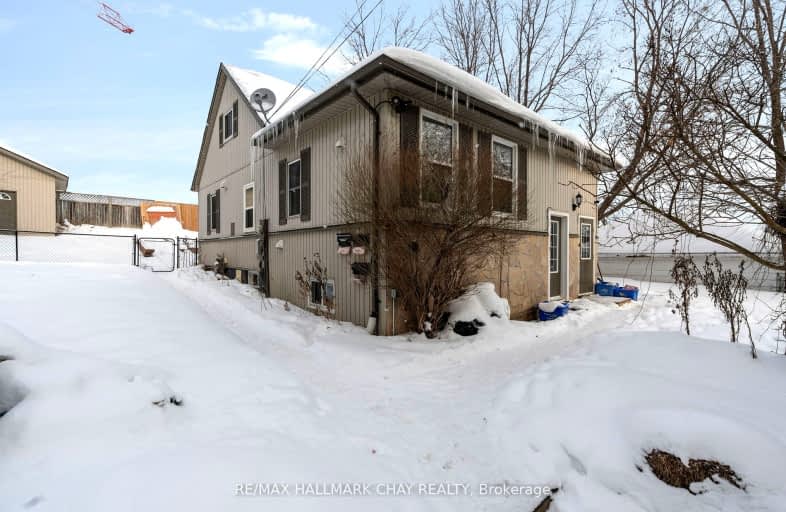 1, 2,-32 Grove Street West, Barrie | Image 1