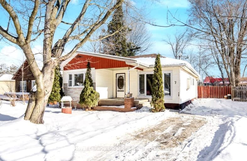 7 47th Street South, Wasaga Beach | Image 1