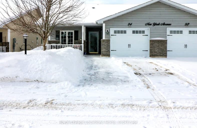 54 New York Avenue, Wasaga Beach | Image 1