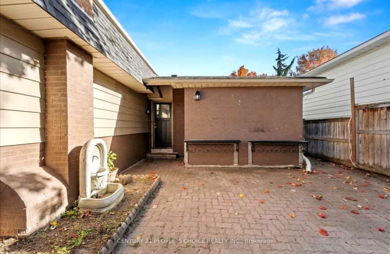 Bsmt-10 Deerpark Drive, Barrie | Image 1